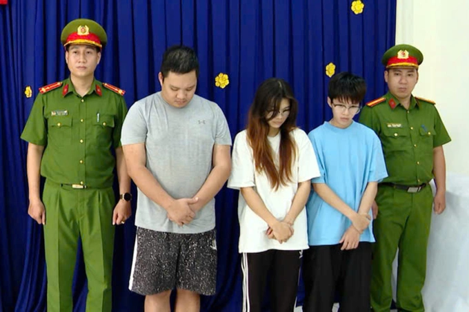 Kế hoạch cài ma túy vào ôtô đồng nghiệp để trả thù Kế hoạch cài ma túy vào ôtô đồng nghiệp để trả thù